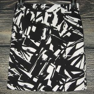 Forever 21 Black & White Print Woman's Skirt S/P